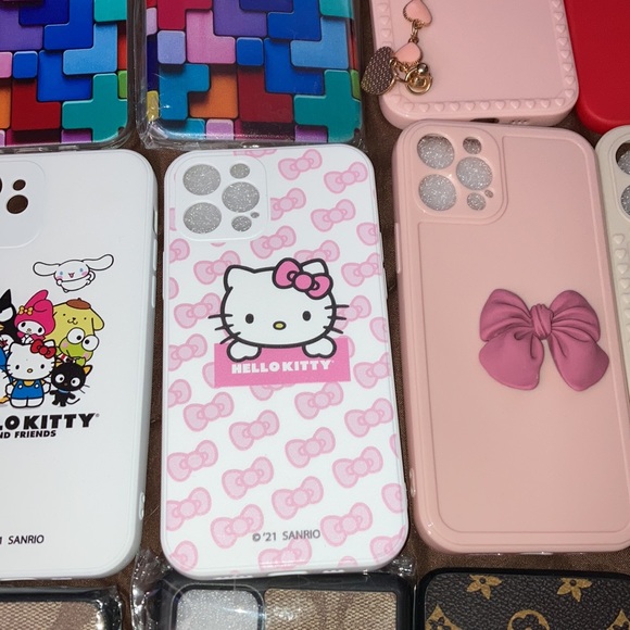 PHONE COVERS 😎 - Picture 16 of 17